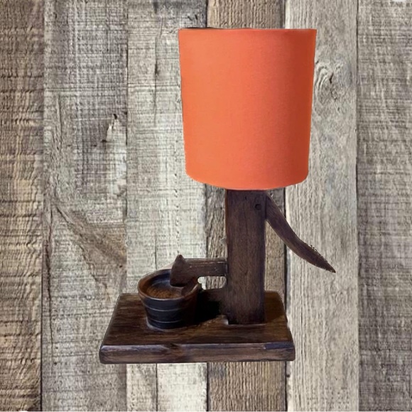 Vintage, water pump lamp. Rustic wooden lamp in working condition. - Picture 3 of 7
